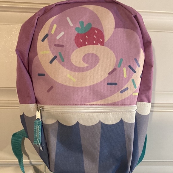 NWOT Cupcake backpack - Picture 2 of 6